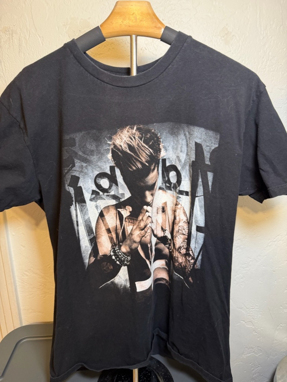 Justin Bieber Short-Sleeve Tee 2016 Triple show ho